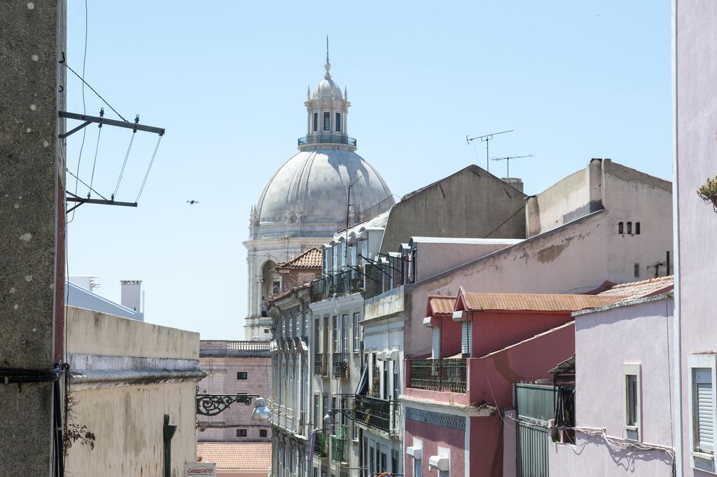 Apartamento Local! Maria Typical Home, Near Flea Market Lisboa