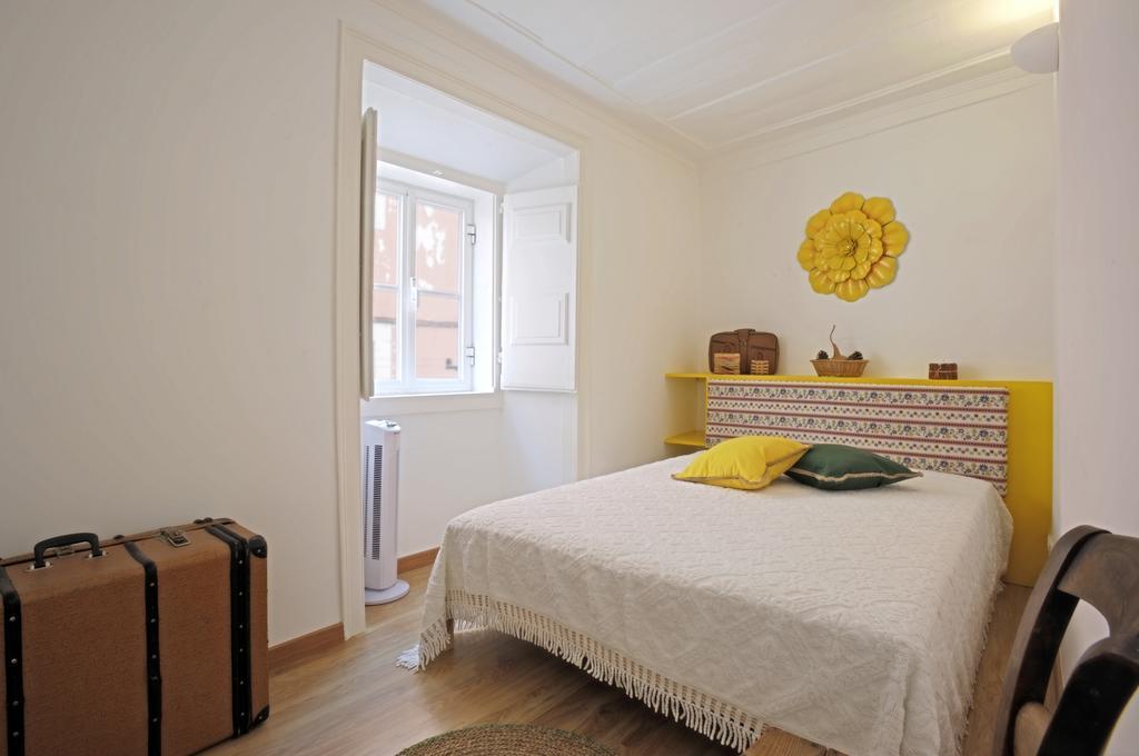 Apartamento Local! Maria Typical Home, Near Flea Market *